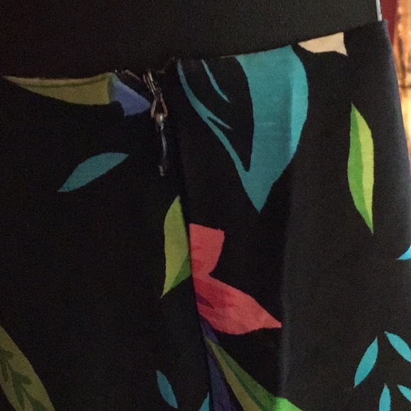 SLB 100% SILK FLORAL CAPRI SIZE 10 - Picture 4 of 4